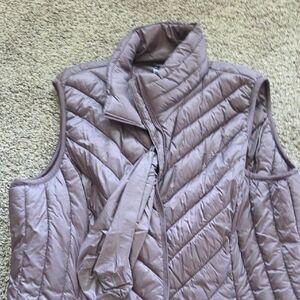 32 Degrees Women's Puffer Vest in Taupe